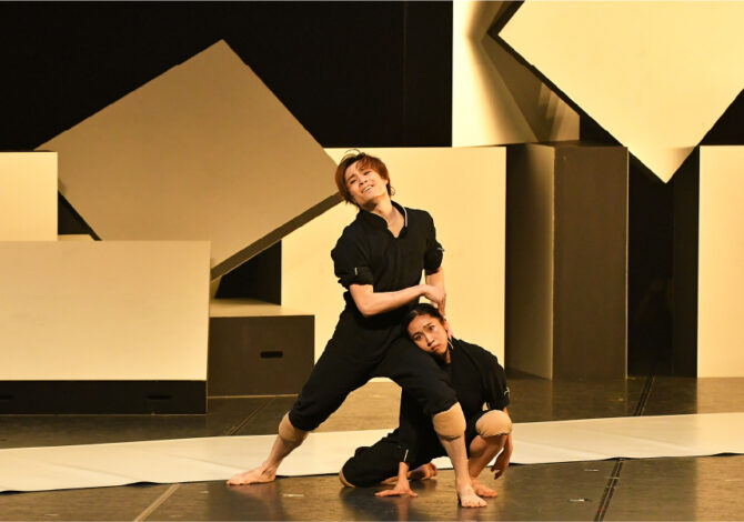 <?php the_title(); ?>